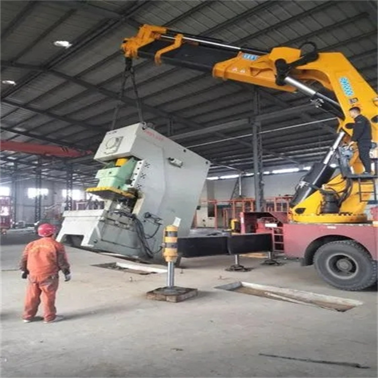 长阳80吨折臂吊车出租附近电话