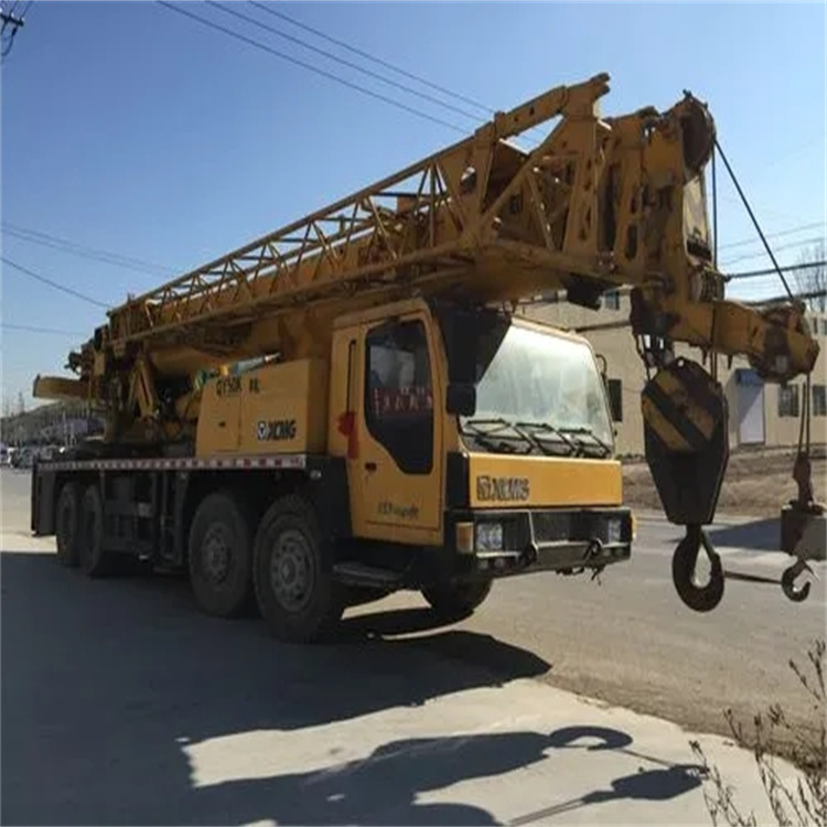 长阳哪里有专业吊车出租